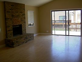 Quiet lagoon front condo in Discovery Bay, CA (Photo 2 of 5)