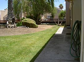 Quiet lagoon front condo in Discovery Bay, CA (Photo 4 of 5)