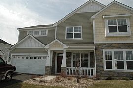 Beautiful NEW DUPLEX  3BR / 2.5 BA  in Elgin, IL