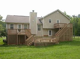 Four Bedrooms, Huge, Level Backyard in Canton, GA (Photo 2 of 6)