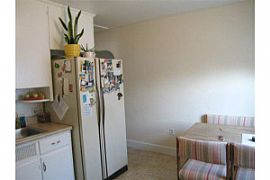 Cozy two bedroom single family home in Ypsilanti, MI (Photo 4 of 4)