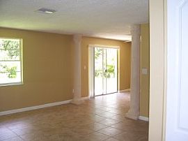 Beautiful 3/2/1 in Logan Gate Village in Tampa, FL (Photo 2 of 5)