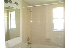 Beautiful 3/2/1 in Logan Gate Village in Tampa, FL (Photo 3 of 5)