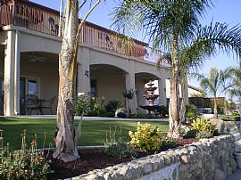 Beautiful lakefront home in Bakersfield, CA (Photo 6 of 6)