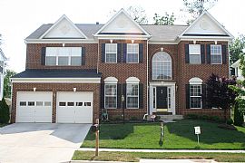 WELL MAINTAINED 4800 SQUARE FOOT HOME in Winchester, VA