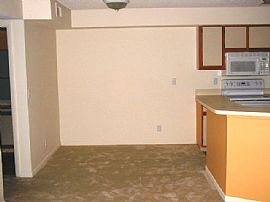 Beautiful 2 Beds/2 Baths in Summerbreeze in Sunrise, FL (Photo 4 of 6)