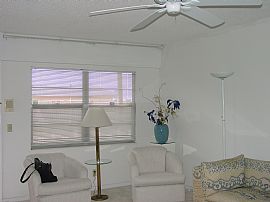 Boca Century Village Two bedroom condo in Boca Raton, FL (Photo 2 of 6)