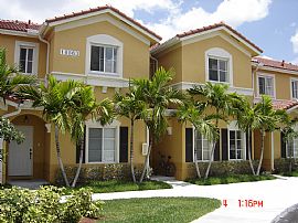 New 3/2.5 Island at Doral Townhouse in Miami, FL