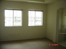 New 3/2.5 Island at Doral Townhouse in Miami, FL (Photo 5 of 6)