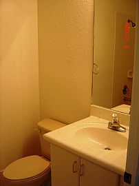 New 3/2.5 Island at Doral Townhouse in Miami, FL (Photo 6 of 6)