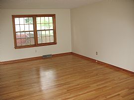 Manlius, NY home in FM School District in Manlius, NY (Photo 2 of 6)