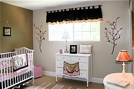 super CHARMING home@end of private road! in Vista, CA (Photo 4 of 6)