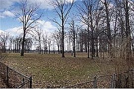 Partially furnished beautiful home in Garden City, MI (Photo 6 of 6)