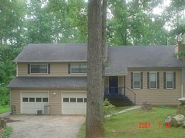 SPACIOUS 3 BEDROOM HOUSE FOR RENT in Woodstock, GA