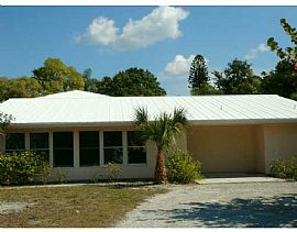 Sarasota Luxury Pool Home in Sarasota, FL (Photo 2 of 2)