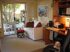 Seattle Townhouse Queen Anne in Seattle, WA (Photo 2 of 5)