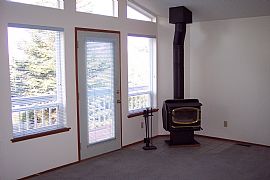 Very private home on 2 1/2 Acres in Oak Harbor, WA (Photo 5 of 6)