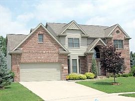 4 BR 2.5 Bath Single Family  in Sylvania Township, OH