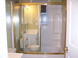 beautiful flower beds lovely ranch house in Belleville, MI (Photo 4 of 6)