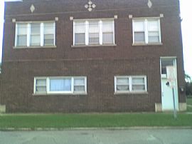 Blue Island 3bdrm in Blue Island, IL (Photo 5 of 6)