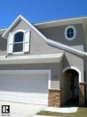Townhouse w/2 Car Garage - Available Now in Tampa, FL (Photo 2 of 6)