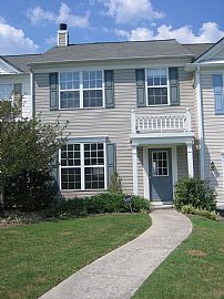 Great Location in Kennesaw! Cobb in Kennesaw, GA