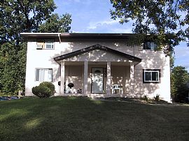 Maple Grove Triplex  in Maple Grove, MN