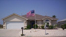 Immaculate Padre Island Home w/ Pool! in Corpus Christi, TX