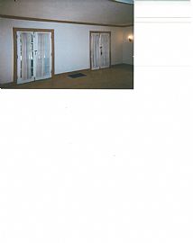 Spacious 3BR Two Story House in Indianapolis, IN (Photo 2 of 4)