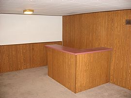 2+bdrm twnhouse very bright, safe area in Lake Saint Louis, MO (Photo 3 of 4)