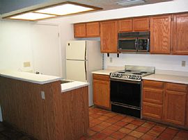 Nice Mesa Condo for Rent in Mesa, AZ (Photo 2 of 6)