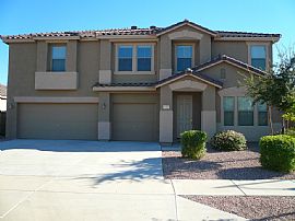 BIG, BIG Bedrooms over 3900 total sf in Phoenix, AZ