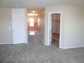 BIG, BIG Bedrooms over 3900 total sf in Phoenix, AZ (Photo 4 of 6)