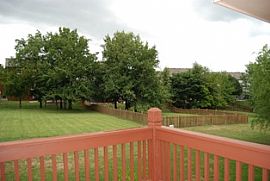 4 Bedroom 2.5 bath-Lovely single house in Overland, KS (Photo 6 of 6)