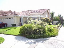  gorgeous houseE.Redlands/Mentone in Mentone, CA