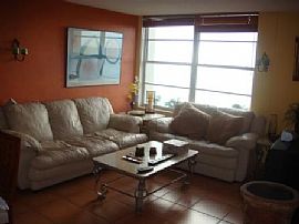 1Bdr, 1.5Bath. Furnished. Water View in Miami Beach, FL (Photo 5 of 6)