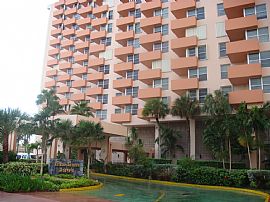 1Bdr, 1.5Bath. Furnished. Water View in Miami Beach, FL (Photo 6 of 6)