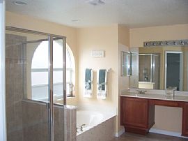 Beautiful lake front property in Winter Springs, FL (Photo 5 of 6)