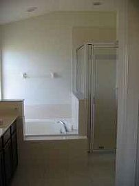 4br - 4 Bed 2.5 Bath Remington Golf Comm in Kissimmee, FL (Photo 2 of 4)