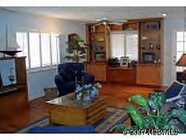 2700 SQ.FT.CLOSE TO BEACH in Edgewater, FL (Photo 2 of 6)