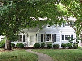 Charming 5BR Family home in Ardmore in Ardmore, NC