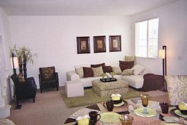 BEAUTIFUL FAMILY HOUSE in Quartz Hill, CA (Photo 3 of 6)