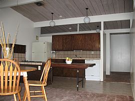 $3200 / 4br - EICHLER Home at the Highla in San Mateo, CA (Photo 3 of 4)