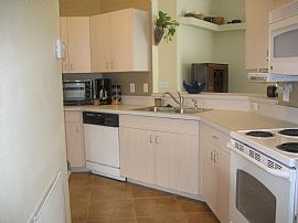 Regency Oaks Pool Home in Palmetto, FL (Photo 3 of 6)