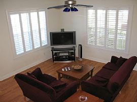 South Tampa Towhnhome 2/2.5/2 car garage in Tampa, FL (Photo 2 of 6)