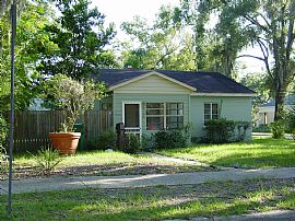 Cute 2 bed 1 bath home in Winter Park, FL