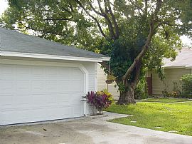 Beatiful 2 Bedroom 2 Bath Lakefron  in Longwood, FL (Photo 6 of 6)