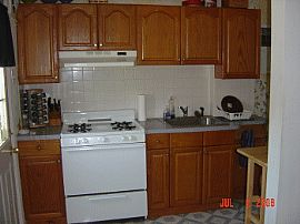 Pet Friendly House Washer Dryer Deck in Jeffersonville, PA (Photo 3 of 5)