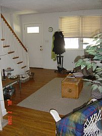 Pet Friendly House Washer Dryer Deck in Jeffersonville, PA (Photo 5 of 5)