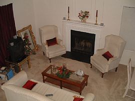 GARDEN TUB, VAULTED CEILING, FIREPLACE!! in College Park, GA (Photo 2 of 4)